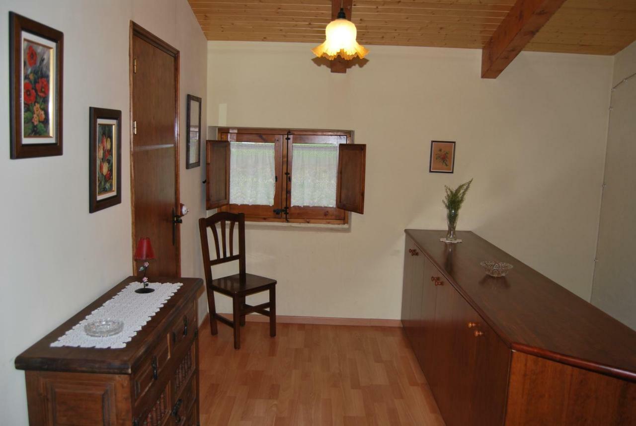 Вилла Cal Tort Maia de Montcal Экстерьер фото